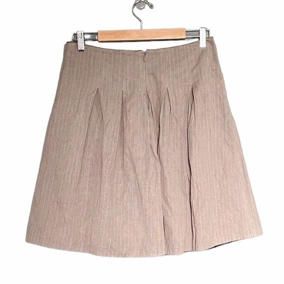 Cabi Liverpool Riding Club Pleated Skirt Brown Pinstripe Size 8 Equestrian - Picture 2 of 8